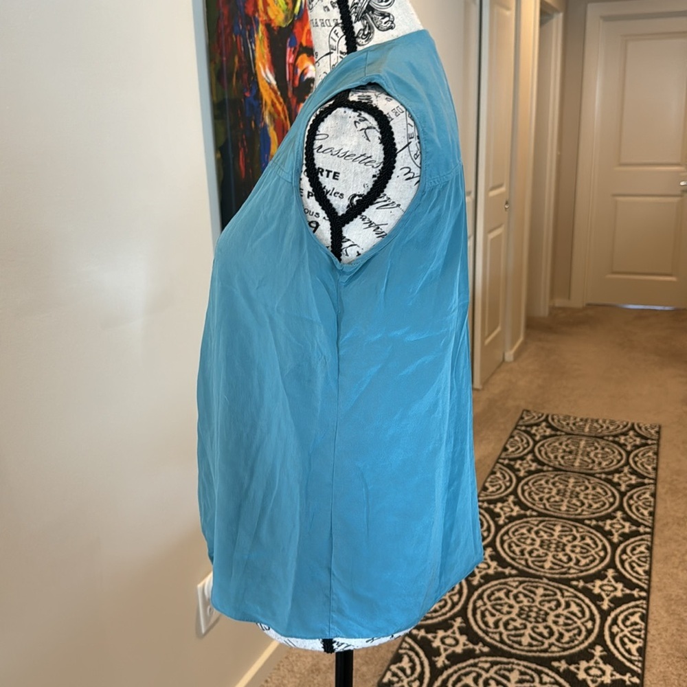 Tory Burch Womens Sleeveless Ruffle Trim Blouse Top Blue Size 4 Round Ne… - Picture 4 of 12